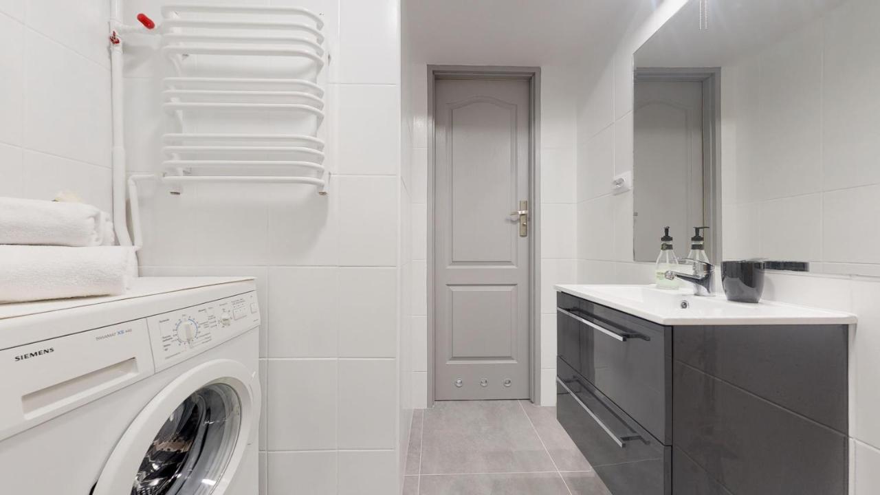 Apartament Swidnicka Wroclaw Bagian luar foto